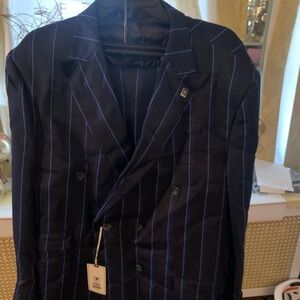 Men’s suit